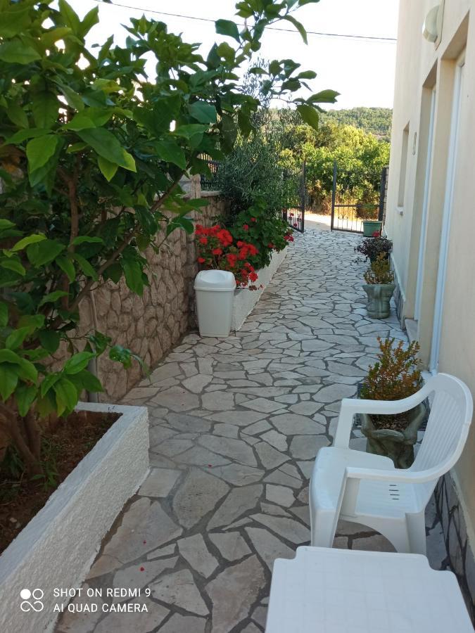 Apartments Lux Lukic Utjeha-Bušat Extérieur photo